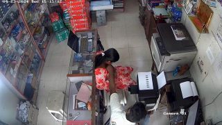 Indian Shop Manager Rubbing Girl Videos – Tamil sex